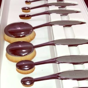 Artis Elite mirror ten brush set